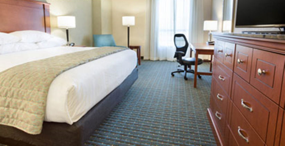 Drury Inn & Suites Charlotte Arrowood Eksteriør billede